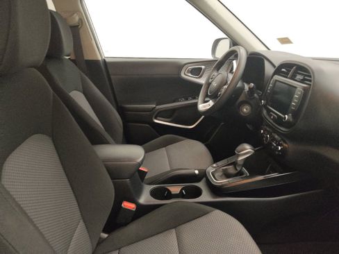 Used 2022 Kia Soul LX w/ Technology Package FWD image 21