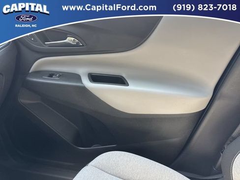 Used 2024 Chevrolet Equinox LT FWD image 28