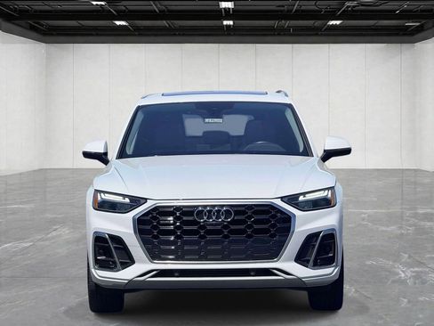 Used 2022 Audi Q5 2.0T Premium Plus AWD/4WD image 2