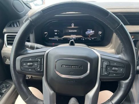 Certified 2023 GMC Yukon Denali w/ Denali Reserve Package AWD/4WD image 37