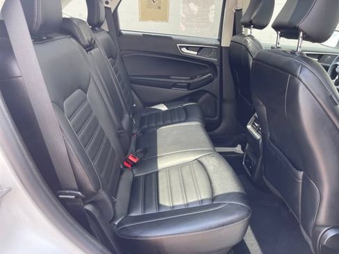 Used 2024 Ford Edge SEL w/ Convenience Package AWD/4WD image 32