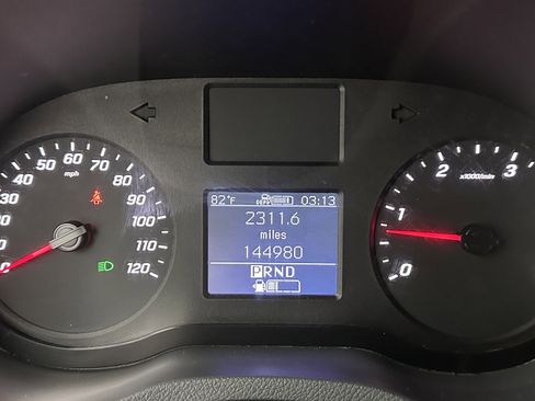 Used 2020 Freightliner Sprinter 3500 RWD image 12