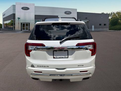 Used 2023 GMC Acadia Denali w/ Denali Ultimate Package AWD/4WD image 10