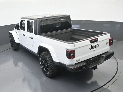Used 2024 Jeep Gladiator Sport image 53