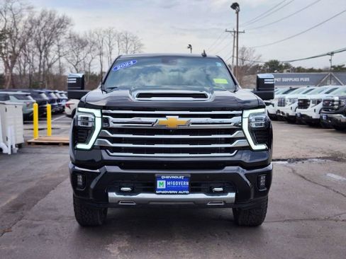 Used 2024 Chevrolet Silverado 3500 High Country AWD/4WD image 8