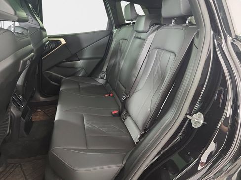 Used 2025 BMW X3 xDrive30i w/ Convenience Package image 17