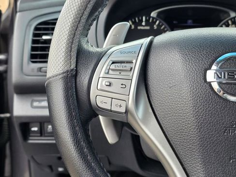 Used 2016 Nissan Altima 2.5 SR image 21