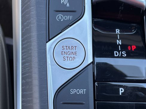 New 2026 BMW 330i Sedan w/ Premium Package image 11