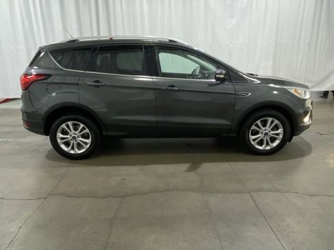 Used 2019 Ford Escape Titanium w/ U9j03 - Titanium Tow Package image 3