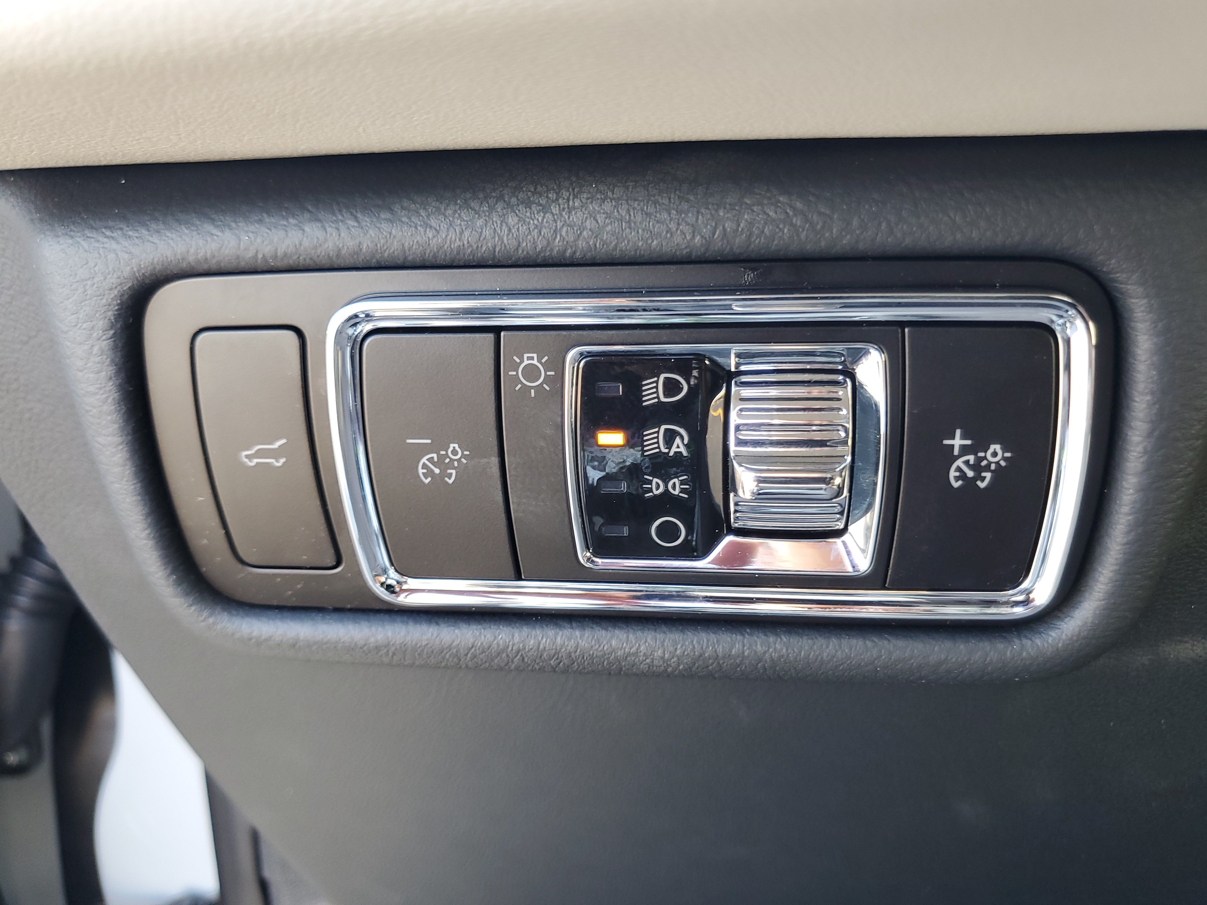 New 2027 Lincoln Aviator Reserve w/ Jet Appearance Package AWD/4WD image 13