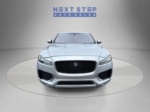 Used 2017 Jaguar F-PACE First Edition AWD/4WD image 2