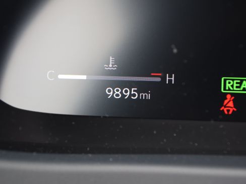 Used 2025 Lexus UX 300h FWD w/ Accessory Package (Z1) image 19