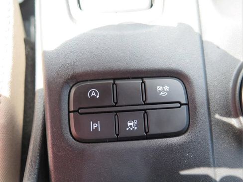 Used 2024 Ford Ranger XLT w/ Technology Package AWD/4WD image 15
