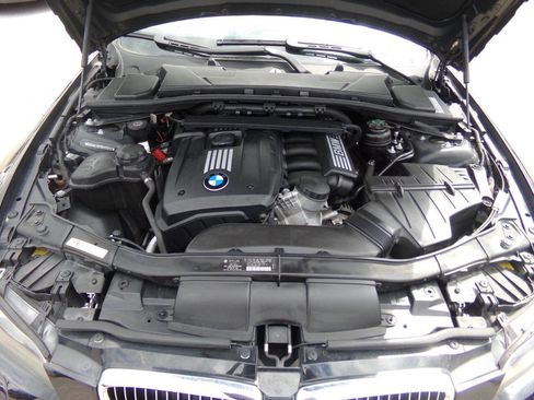 Used 2009 BMW 328i Convertible RWD image 25