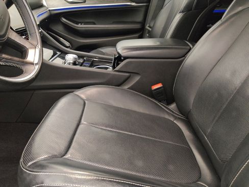 Used 2021 Jeep Grand Cherokee L Overland image 17