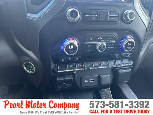 Certified 2022 GMC Sierra 2500 Denali w/ LPO, GMC Protection Package AWD/4WD image 19