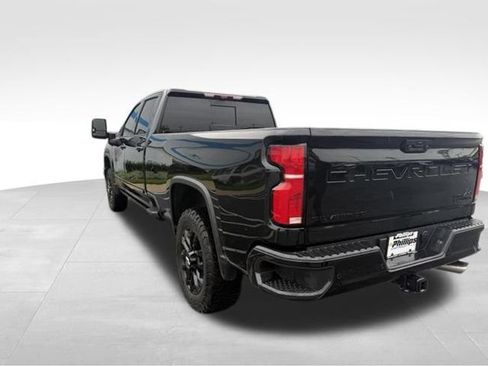 Used 2025 Chevrolet Silverado 2500 High Country w/ High Country Premium Package AWD/4WD image 10