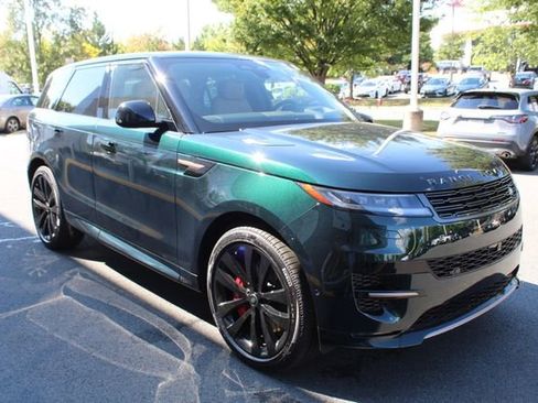 New 2025 Land Rover Range Rover Sport Dynamic SE image 9