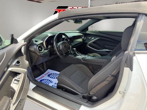 Used 2023 Chevrolet Camaro LT RWD image 14