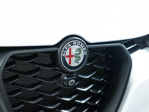 New 2024 Alfa Romeo Tonale Veloce image 22