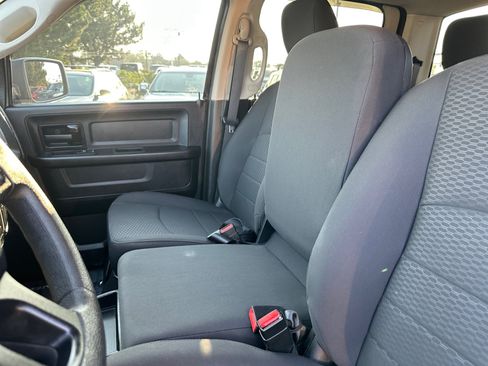 Used 2019 RAM 1500 Express w/ Wheel & Sound Group AWD/4WD image 31