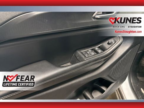 Used 2023 Jeep Grand Cherokee L Laredo image 17