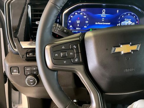 Used 2024 Chevrolet Silverado 2500 High Country w/ High Country Premium Package AWD/4WD image 22
