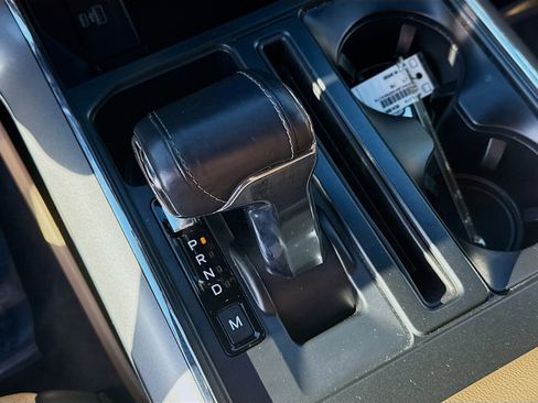 Used 2021 Ford F150 Lariat w/ Equipment Group 502A High image 15