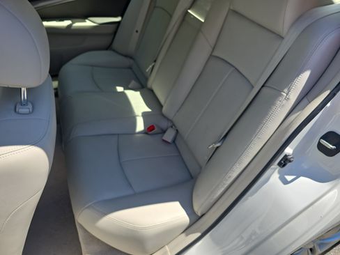 Used 2012 INFINITI G37 Journey w/ Premium Pkg RWD image 13