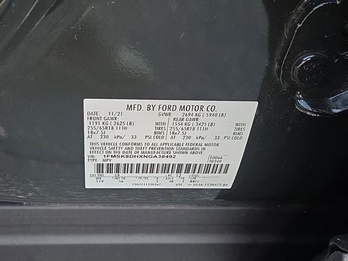 Used 2022 Ford Explorer XLT w/ Equipment Group 202A image 29