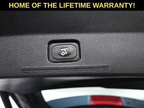 Used 2019 Ford Explorer XLT w/ Equipment Group 202A FWD image 44