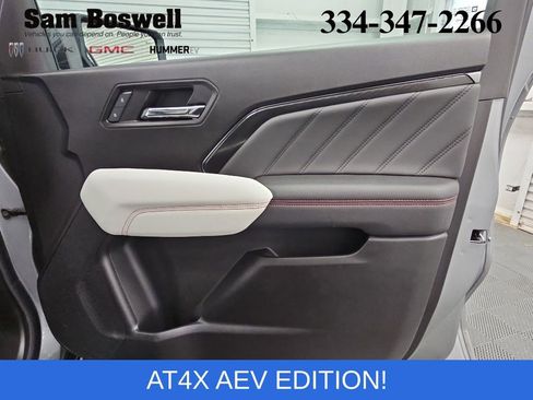 Used 2024 GMC Canyon AT4X w/ AT4X AEV Edition AWD/4WD image 42
