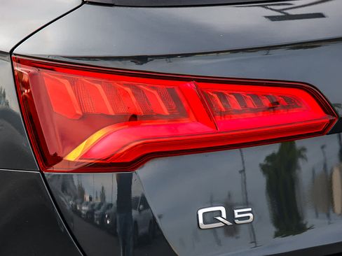 Used 2018 Audi Q5 2.0T Premium Plus w/ Premium Plus Package image 8