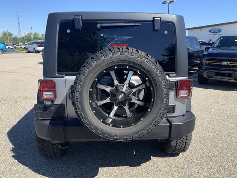 Used 2017 Jeep Wrangler Unlimited Sport w/ Quick Order Package 24S AWD/4WD image 7