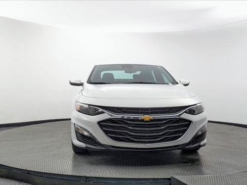 Used 2024 Chevrolet Malibu LT FWD image 12
