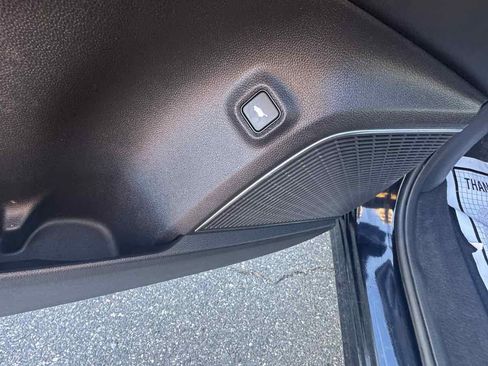 Used 2023 Acura MDX SH-AWD w/ Technology Package image 15