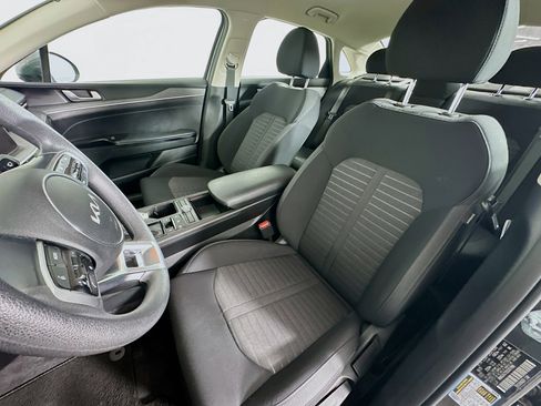 Used 2025 Kia K5 LXS image 13