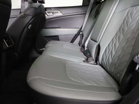 Used 2023 Kia Sportage X-Line w/ X-Line Premium Package image 4