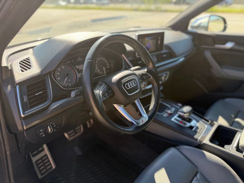 Used 2018 Audi SQ5 Premium Plus AWD/4WD image 24