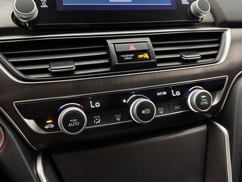 Used 2021 Honda Accord LX image 15