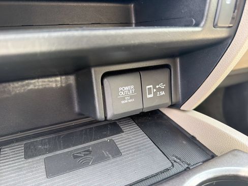 Used 2022 Honda Pilot Special Edition image 31