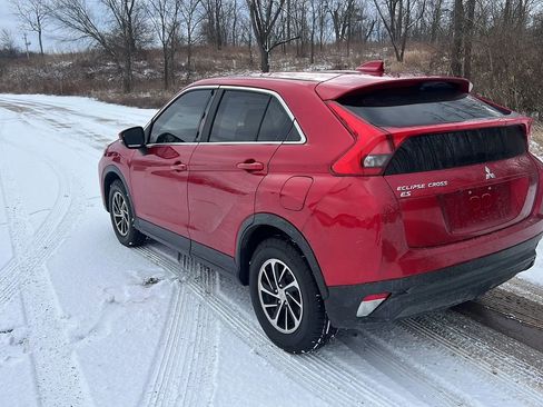 Used 2020 Mitsubishi Eclipse Cross ES image 8