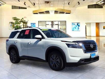 Certified 2023 Nissan Pathfinder SV