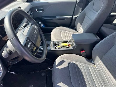Used 2025 Kia K4 EX FWD image 12