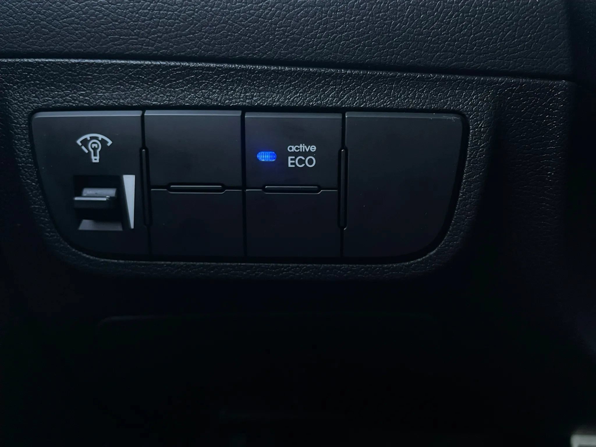 Used 2015 Hyundai Veloster Turbo FWD image 53
