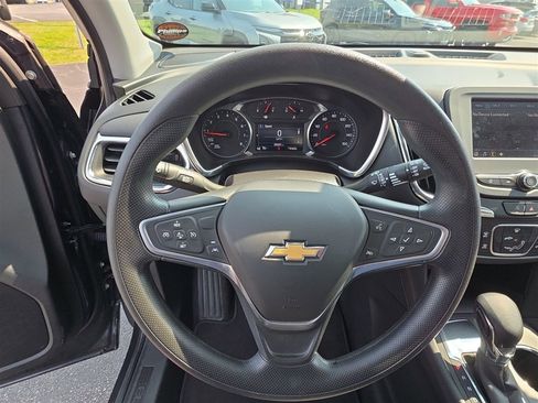 Used 2022 Chevrolet Equinox LT image 11