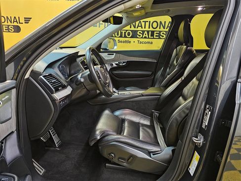 Used 2021 Volvo XC90 T8 Inscription w/ Protection Package Premier image 22
