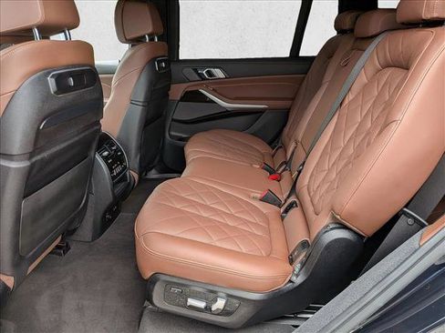 Used 2024 BMW X7 xDrive40i w/ M Sport Package AWD/4WD image 20