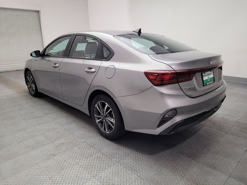 Used 2023 Kia Forte LXS FWD image 5