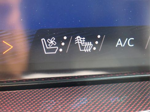 New 2026 Chevrolet Traverse RS FWD image 17